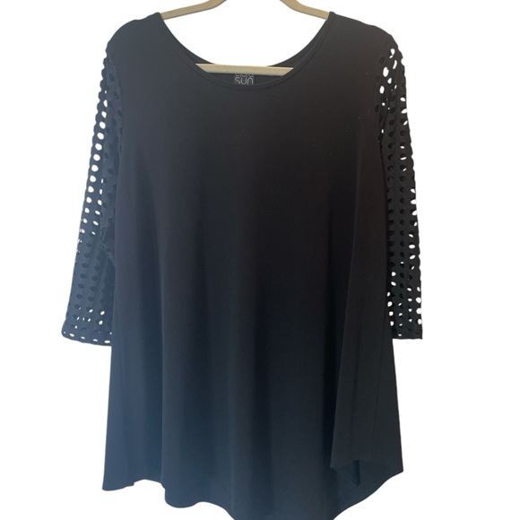 Light weight black tunic signature scoop neck angle by Clara Sunwoo - Picture 4 of 5